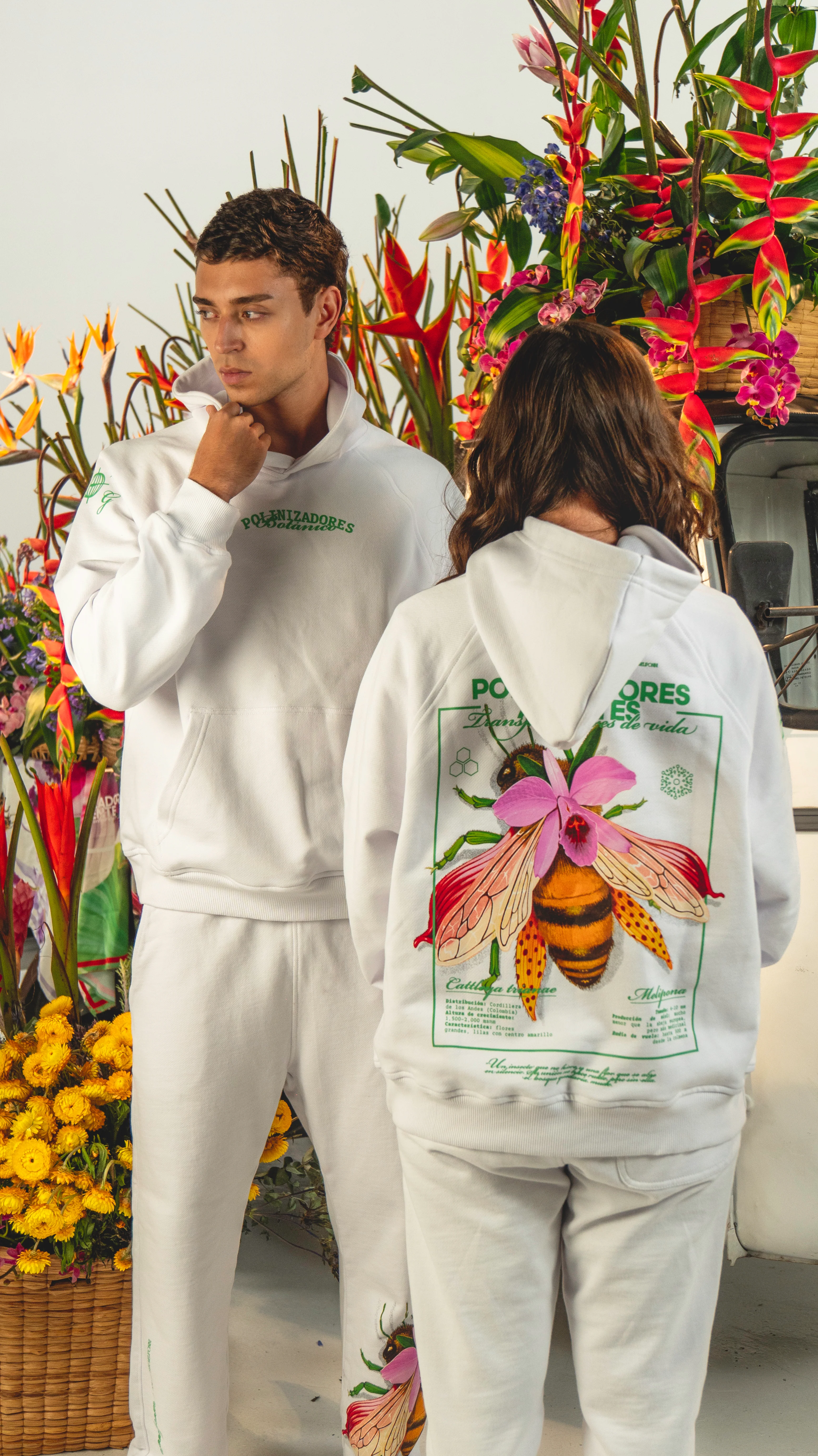 HOODIE ABEJA BLANCO - Image 4