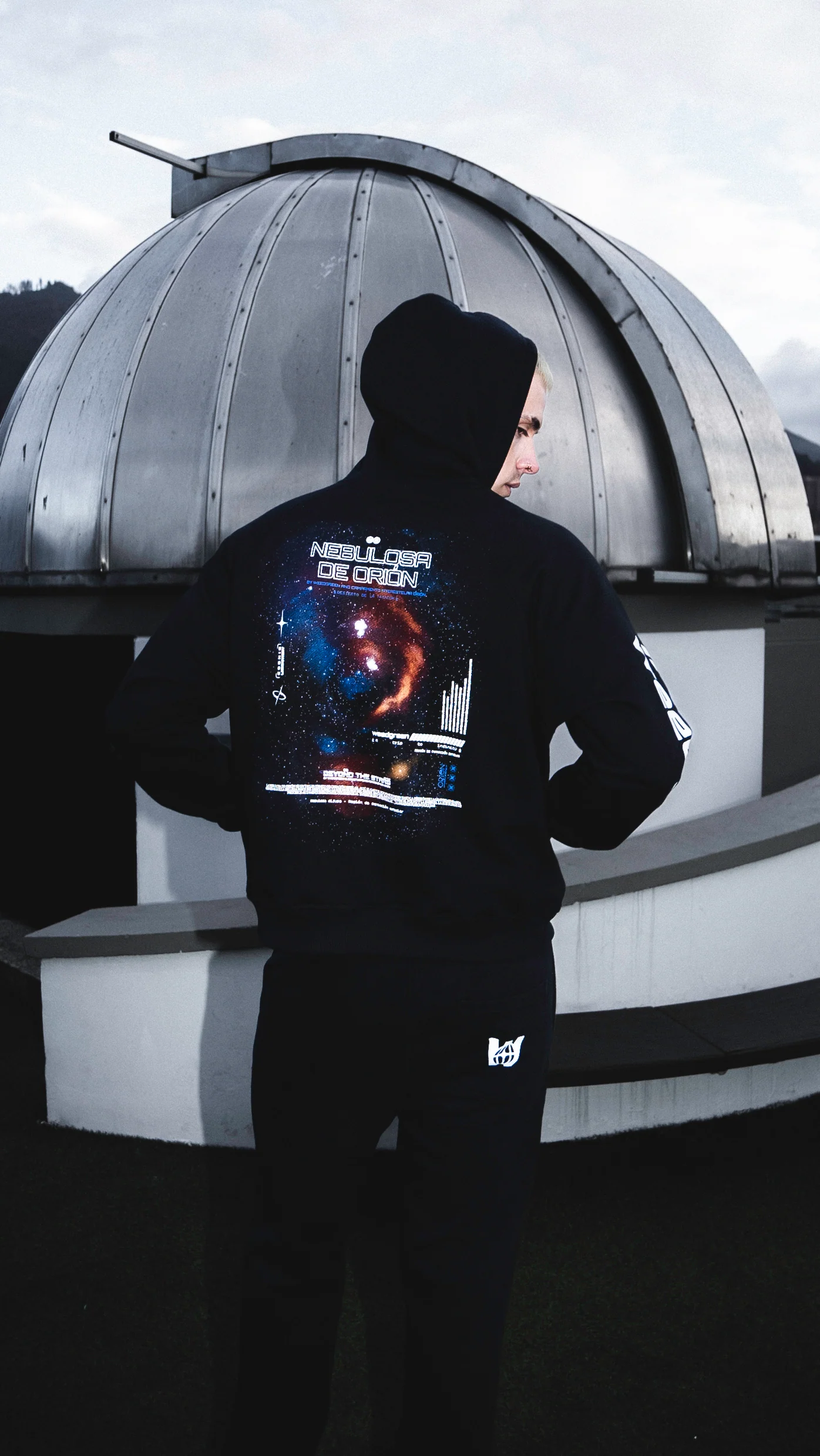 HOODIE NEBULOSA NEGRO - Image 3